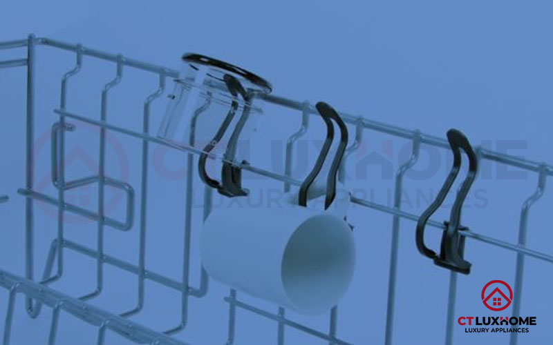 Phụ kiện đi kèm máy rửa bát kẹp đa năng.