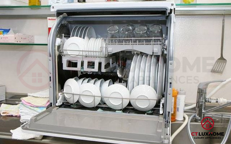 Kích thước lắp đặt máy rửa mini.