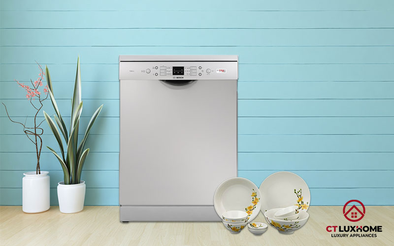 Máy rửa bộ bát đĩa SMS63L08EA thiết kế sang trọng.