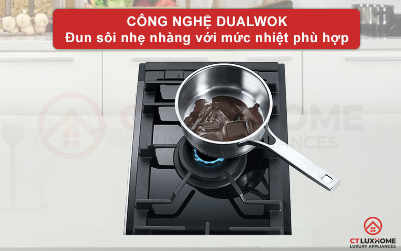 Đun sôi nhẹ nhàng với mức nhiệt phù hợp với công nghệ DualWok.
