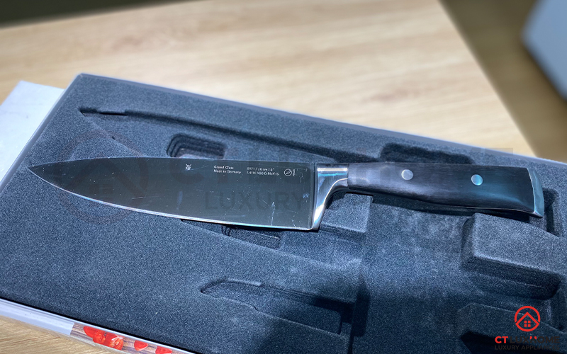 Lưỡi dao sắc bén