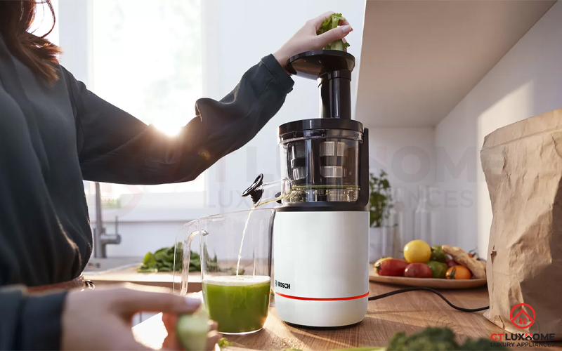 Độ ồn của máy ép chậm Bosch MESM500W ở mức thấp mang đến hiệu suất cao hơn.