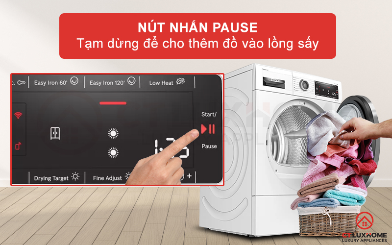 Kích hoạt Pause để tạm ngưng và cho quần áo vào lồng sấy