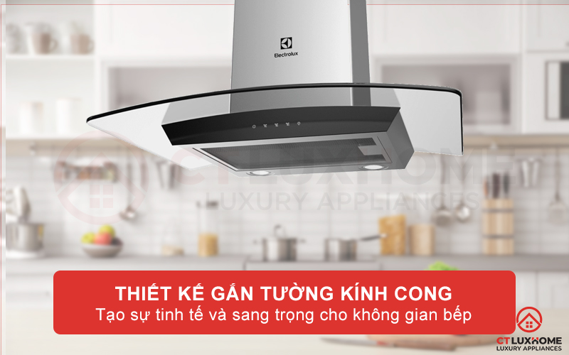 Thiết kế gắn tường kính cong sang trọng, tạo sự thẩm mỹ cho không gian bếp