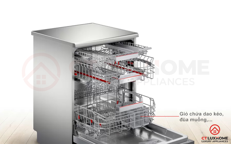Máy rửa bát độc lập Bosch SMS6EDI06E được trang bị thêm giỏ đựng dao kéo, đũa muỗng,...