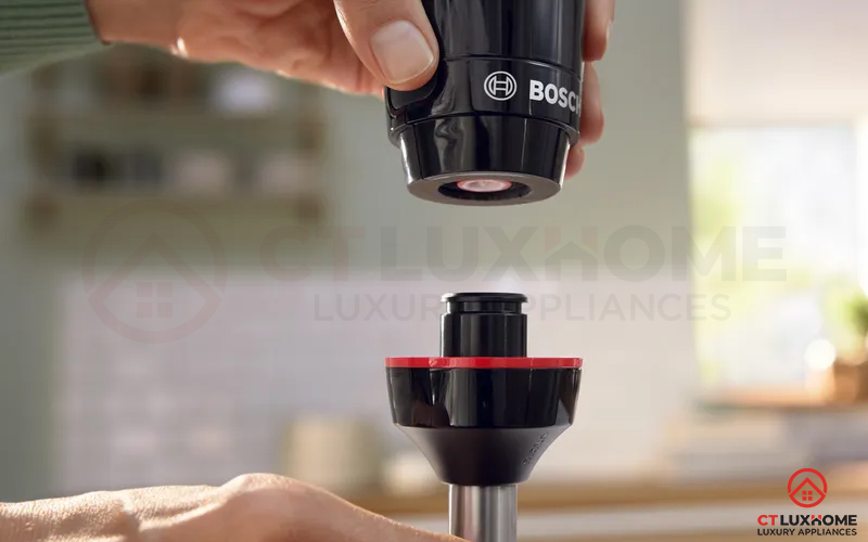 Dễ dàng tháo rời chân trộn để vệ sinh hoặc thay chân trộn khác