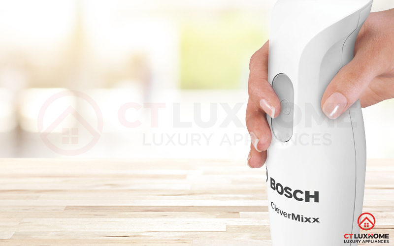 Tay cầm CleverMixx cầm nắm dễ dàng, chống trơn trượt.