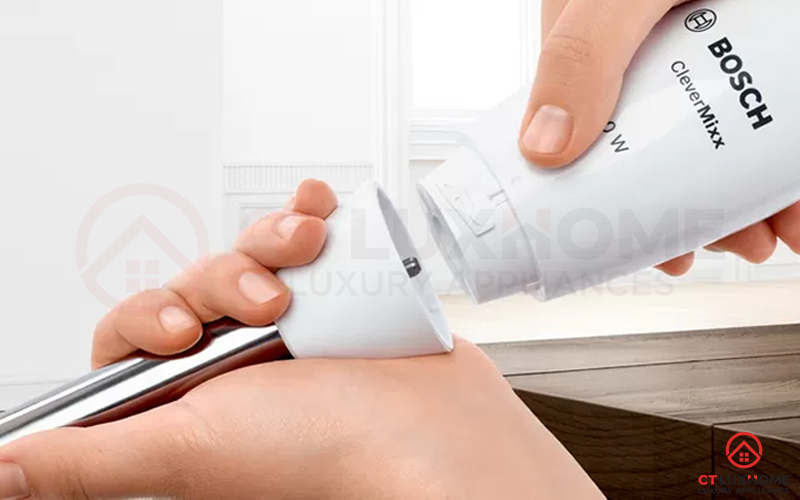 Dễ dàng tháo rời chân trộn để vệ sinh hoặc thay chân trộn khác.